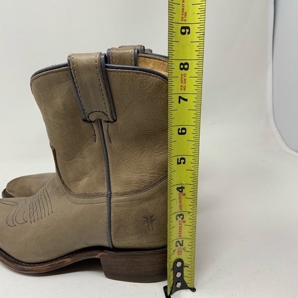 Frye Billy Short Pull On Boots Size 7 Gray - Picture 8 of 8